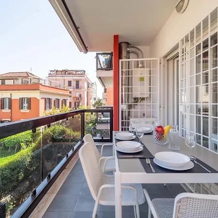 Loverhome Apartment 3-2